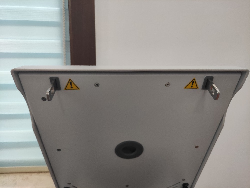 台式离心机门锁原理